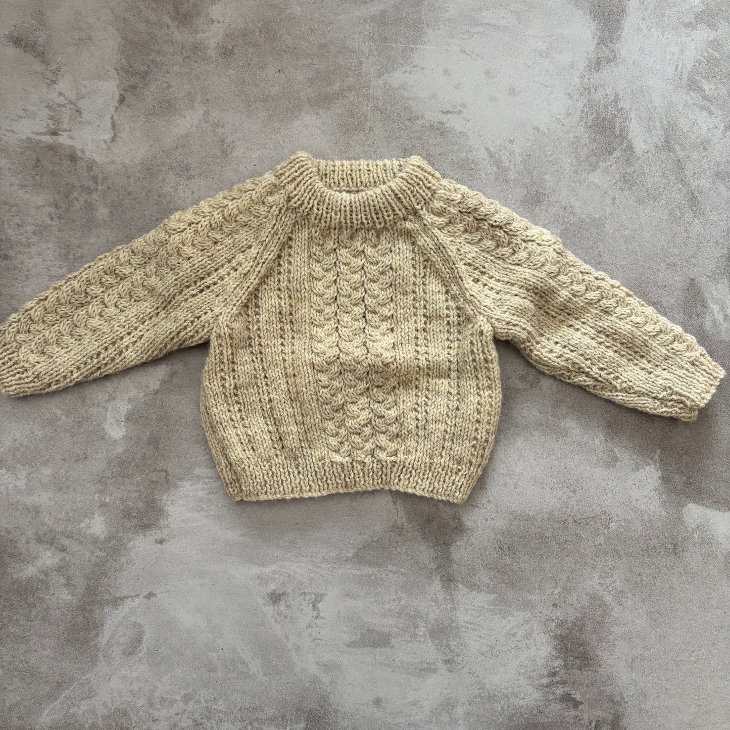 BASIC BEIGE PULLOVER