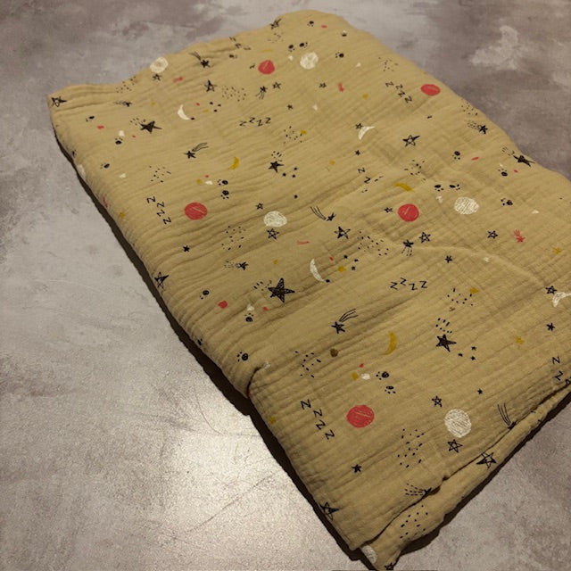 BEIGE RAINBOW BLANKET
