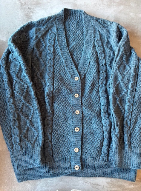 NAVY CARDI