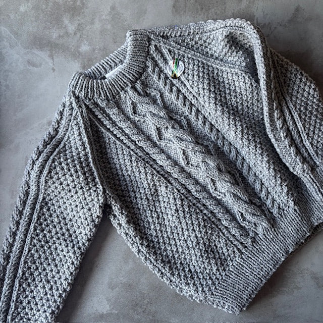 TEXTURED GREY PULLOVER