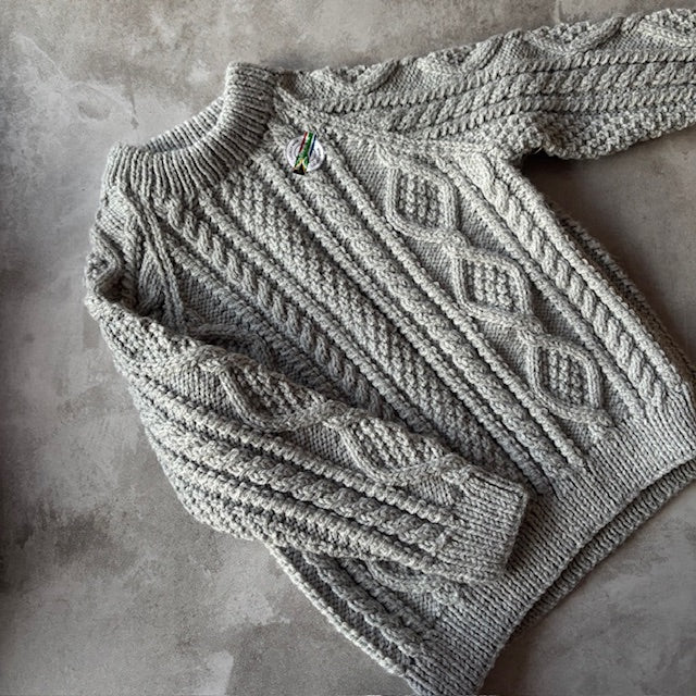 BASIC GREY PULLOVER