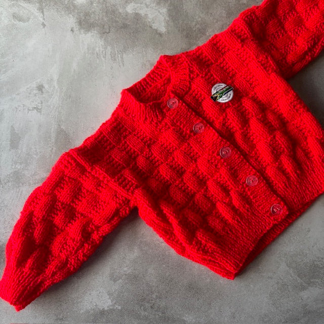 TEXTURED RED CARDI