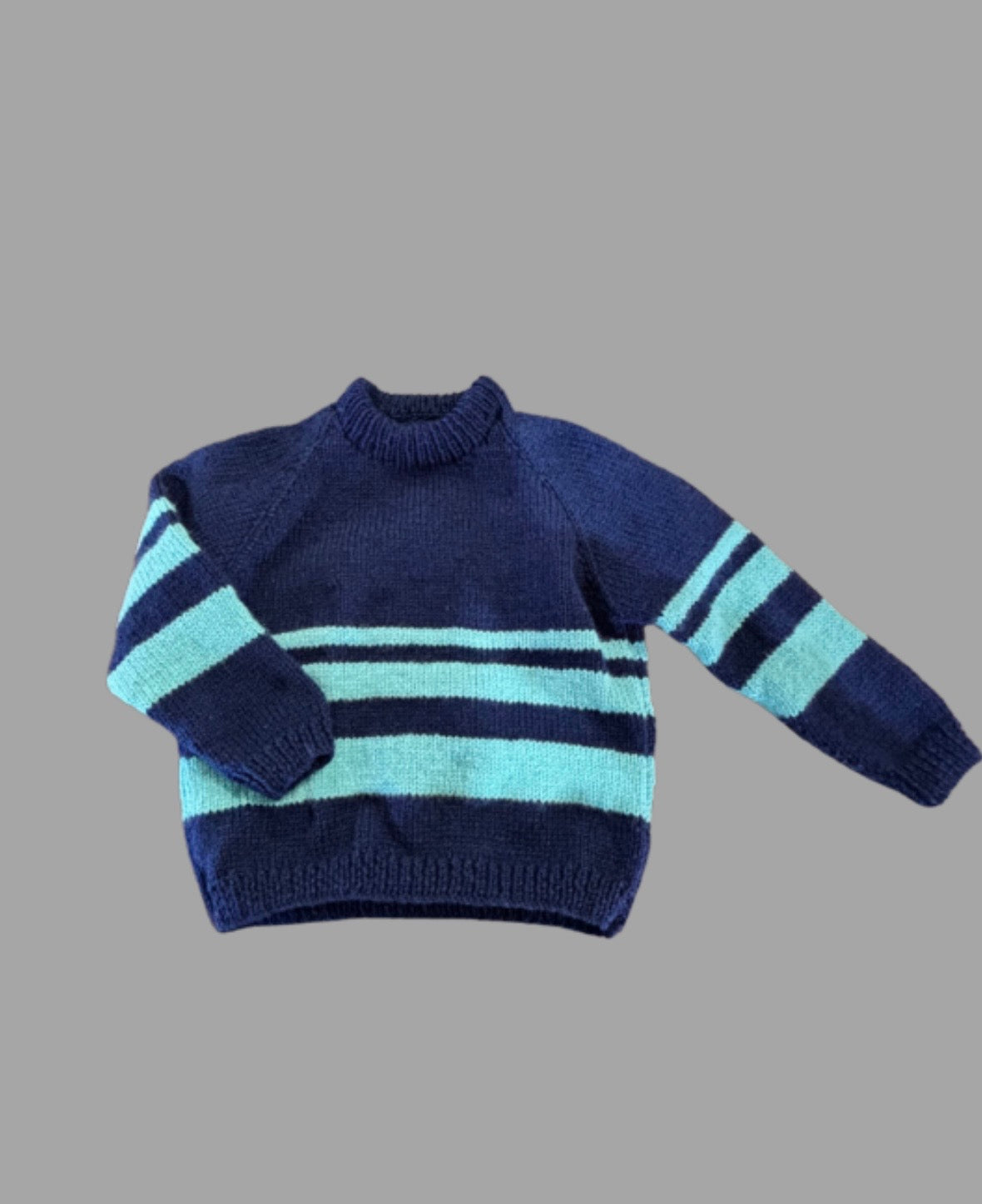 NAVY AND BLUE PULLOVER