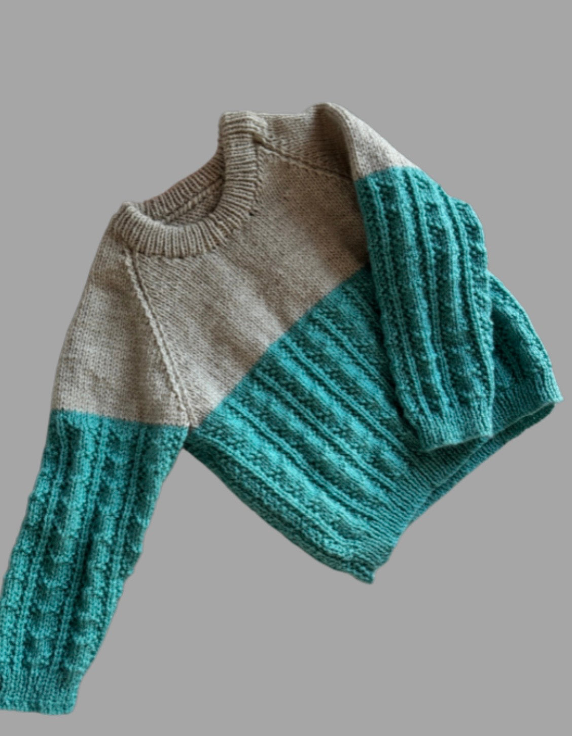 TEAL AND BEIGE PULLOVER