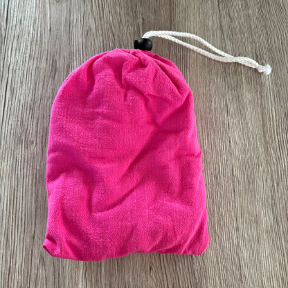 FUSCIA FEEDING APRON